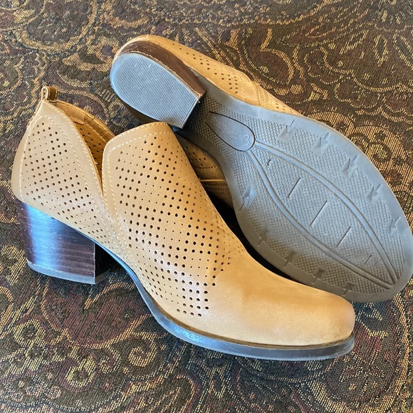 Bare traps Reta ankle boot sz 8 - Picture 2 of 6